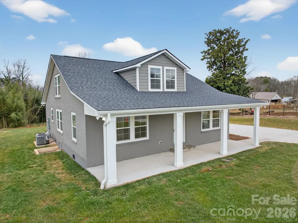 109 S Main Street Granite Falls NC 28630