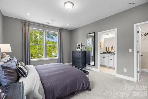 3027 Rozzelles Ferry Road Charlotte NC 28208