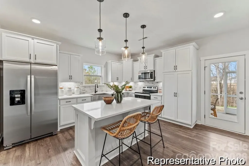 106 W Springhouse Court Statesville NC 28625
