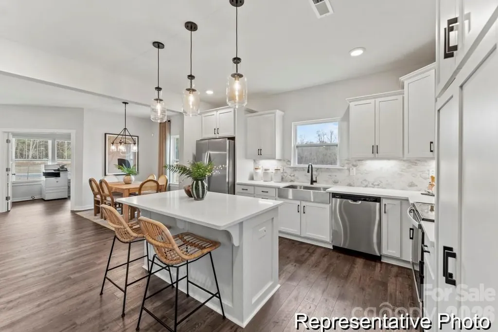 106 W Springhouse Court Statesville NC 28625