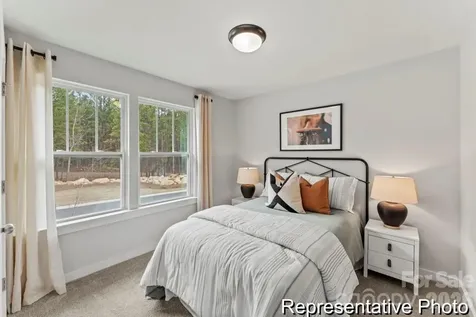 106 W Springhouse Court Statesville NC 28625