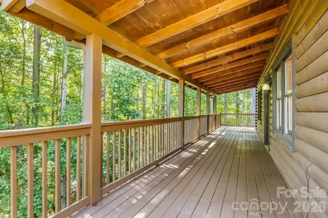 447 Hidden Lake Parkway Nebo NC 28761