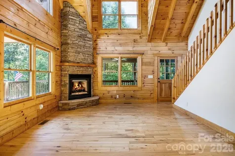 447 Hidden Lake Parkway Nebo NC 28761
