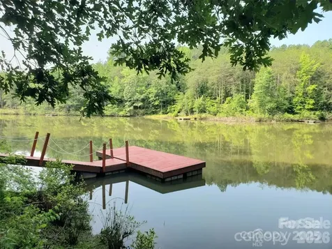 447 Hidden Lake Parkway Nebo NC 28761