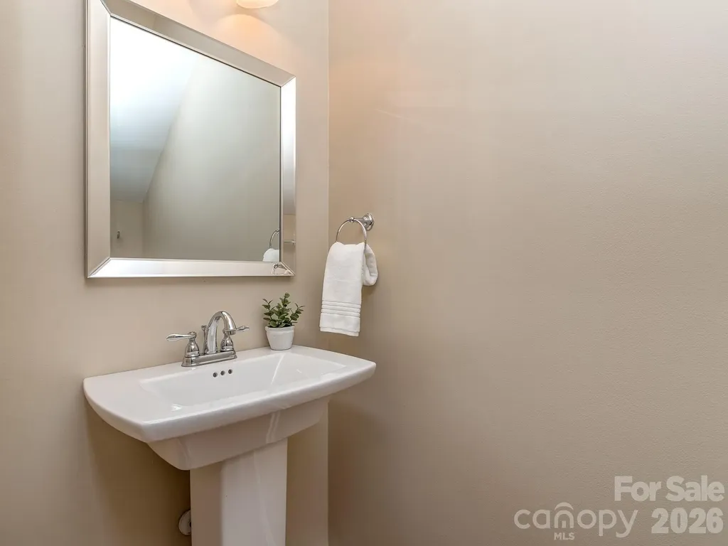 5922 Union Pacific Avenue Charlotte NC 28210