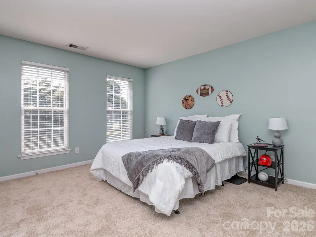 5922 Union Pacific Avenue Charlotte NC 28210