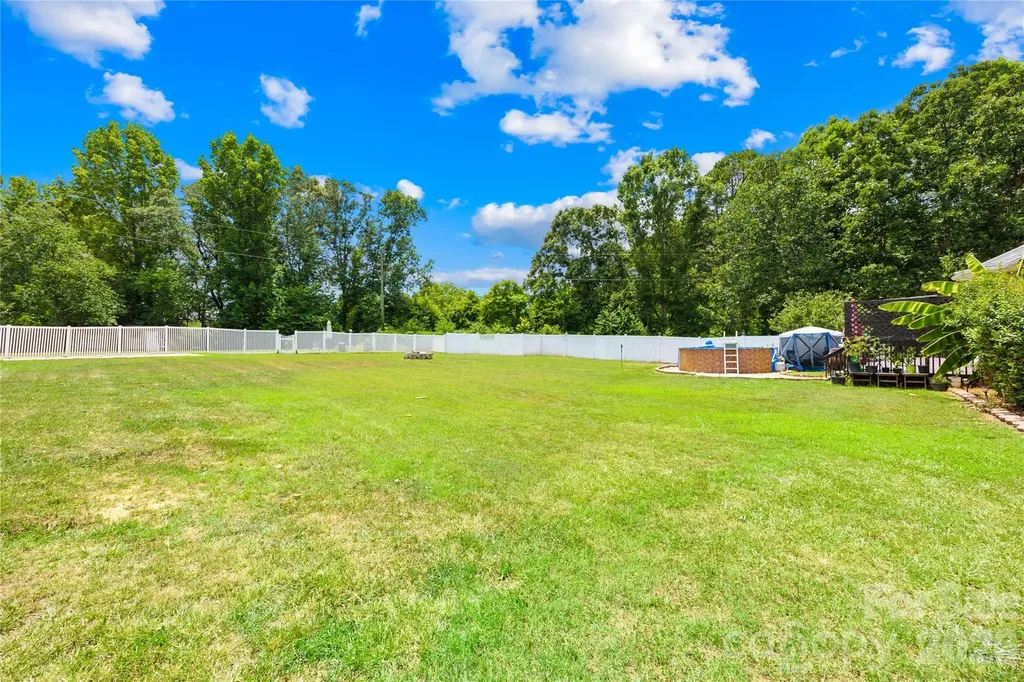 105 Laura Court Cherryville NC 28021