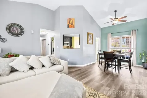 105 Laura Court Cherryville NC 28021