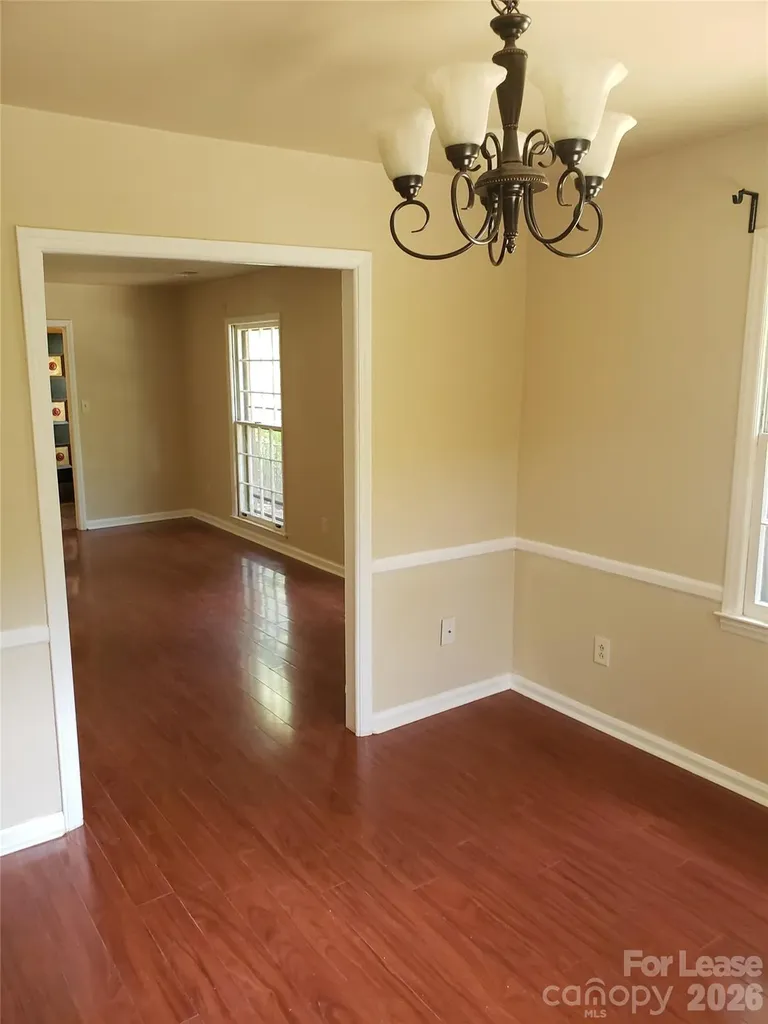 814 Pineborough Road Charlotte NC 28212