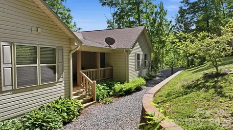 790 Moonlight Trail Bryson City NC 28713