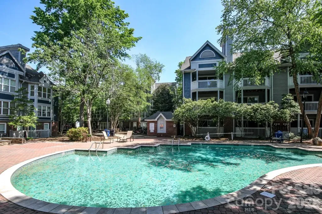 525 N Graham Street Charlotte NC 28202