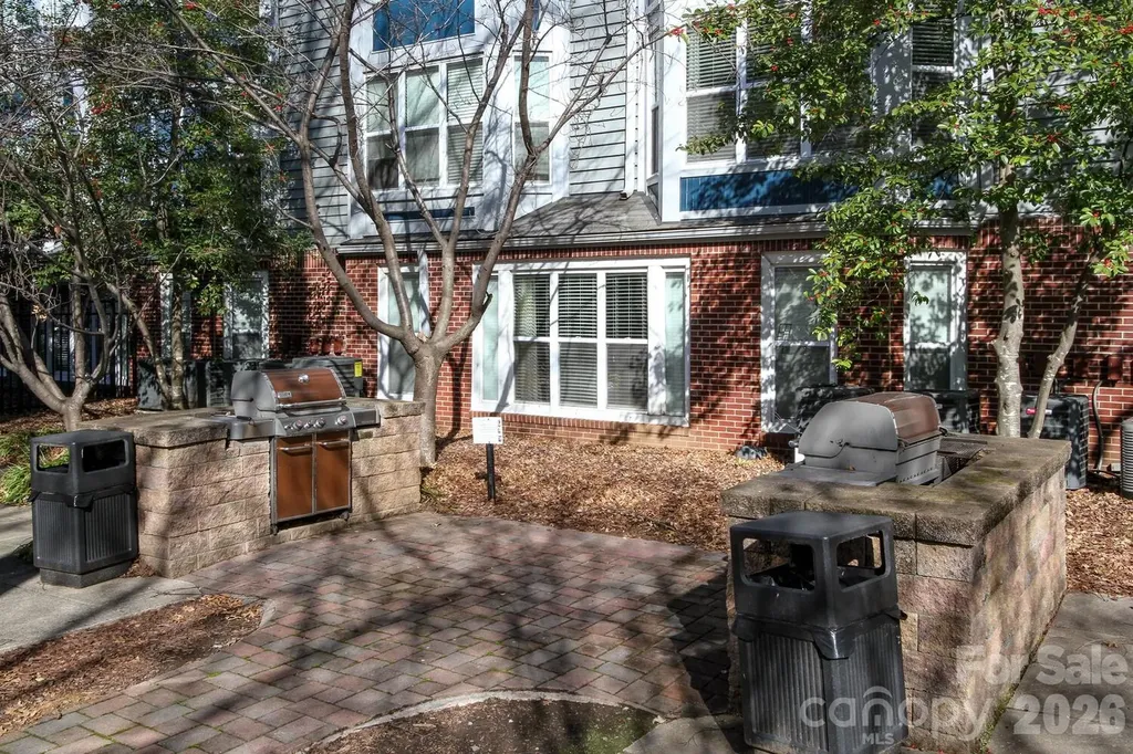 525 N Graham Street Charlotte NC 28202