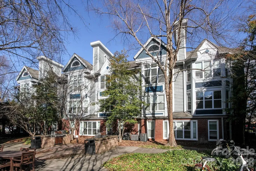 525 N Graham Street Charlotte NC 28202