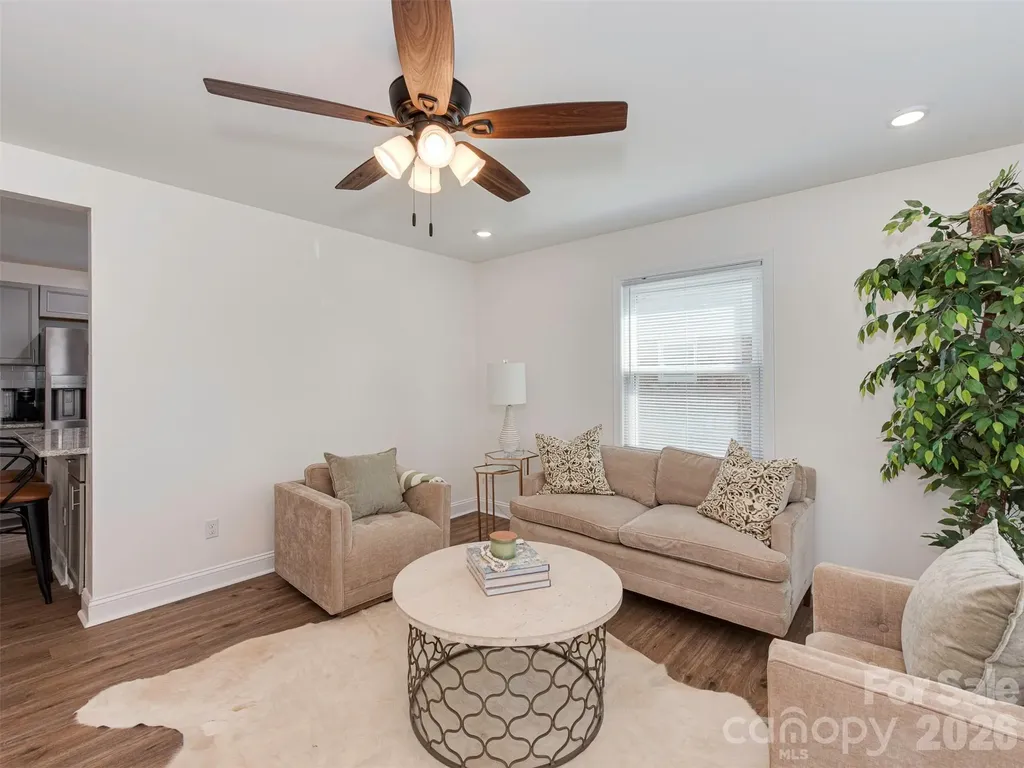 4014 Fieldcrest Road Charlotte NC 28217