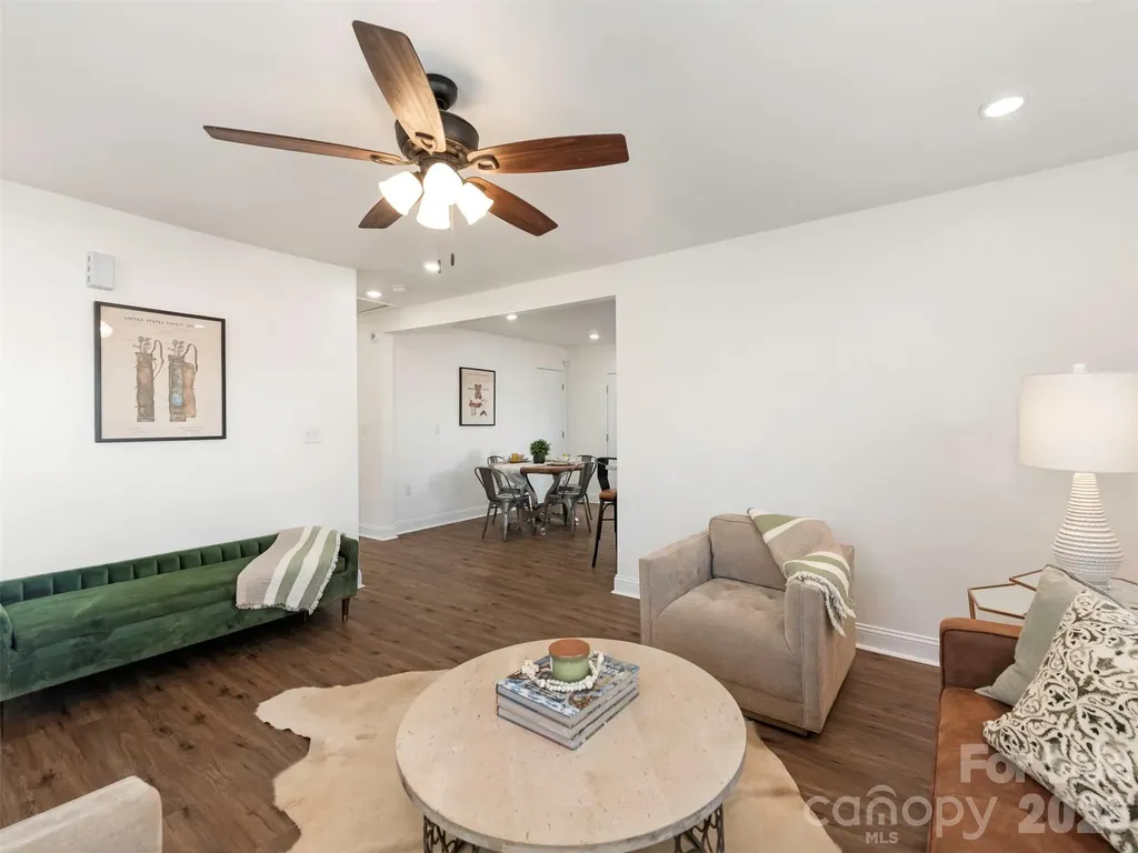4014 Fieldcrest Road Charlotte NC 28217