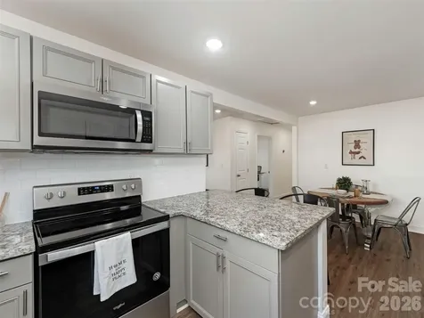 4014 Fieldcrest Road Charlotte NC 28217