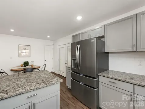 4014 Fieldcrest Road Charlotte NC 28217