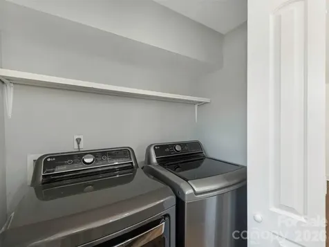 4014 Fieldcrest Road Charlotte NC 28217
