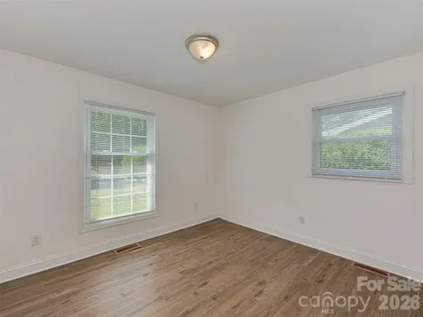 4014 Fieldcrest Road Charlotte NC 28217