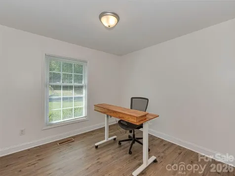 4014 Fieldcrest Road Charlotte NC 28217