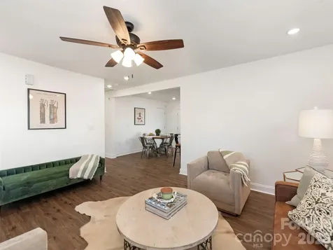 4014 Fieldcrest Road Charlotte NC 28217