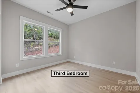 654 Beehive Road Hendersonville NC 28792