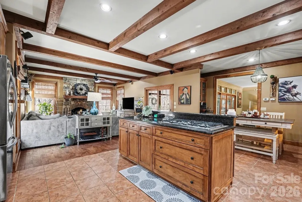 2554 Deep Gap Farm Road Mill Spring NC 28756