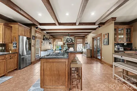 2554 Deep Gap Farm Road Mill Spring NC 28756
