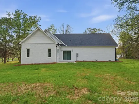 1491 Cedar Grove Road Clover SC 29710