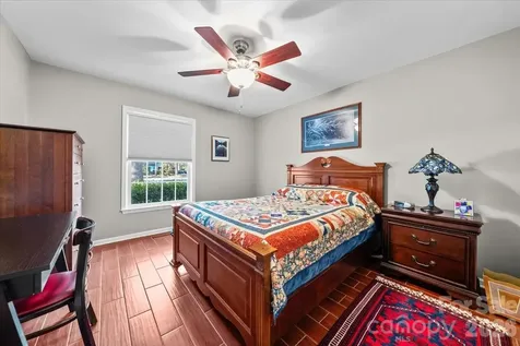 7980 Glasgow Drive Laurinburg NC 28352
