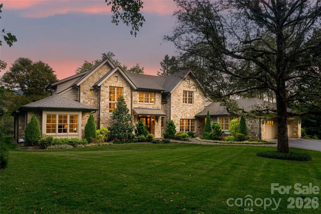 402 Vanderbilt Road Asheville NC 28803