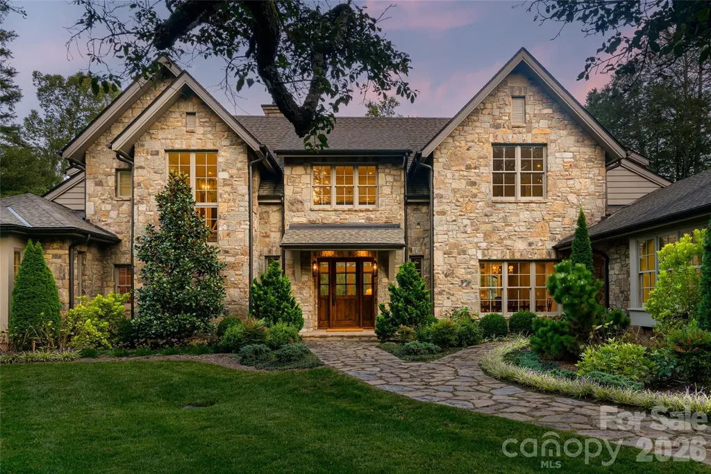 402 Vanderbilt Road Asheville NC 28803