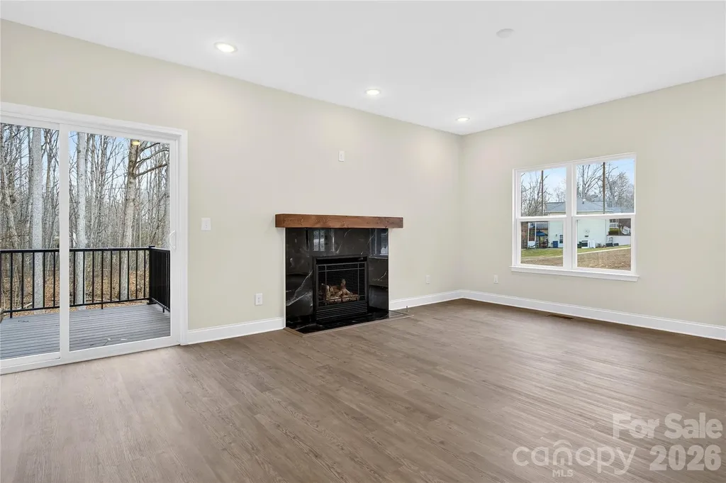 140 Meadowfall Lane Troutman NC 28166