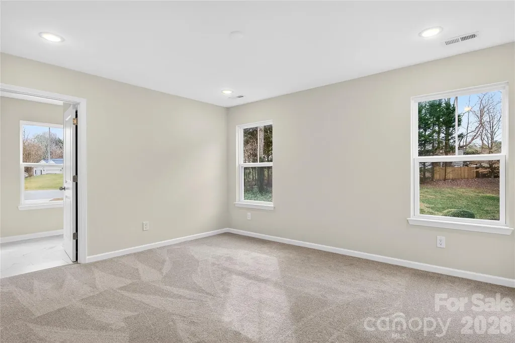 140 Meadowfall Lane Troutman NC 28166