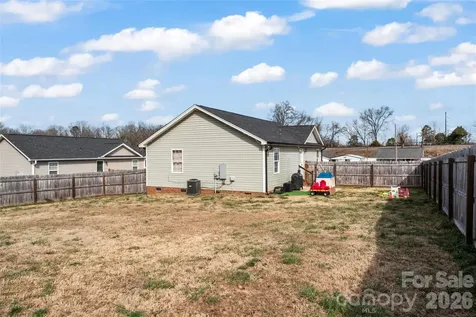 316 E Alabama Avenue Bessemer City NC 28016