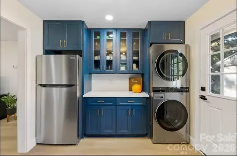 3445/3447 Tappan Place Charlotte NC 28205