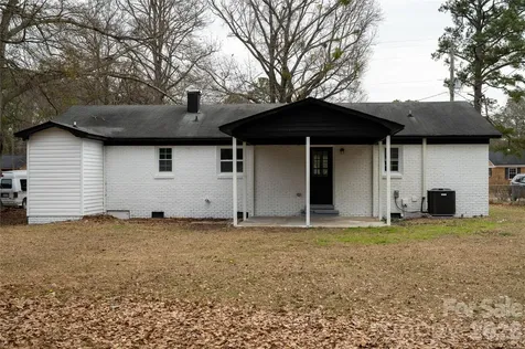 3115 Crestview Drive Florence SC 29501