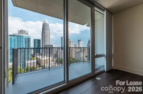 215 N Pine Street Charlotte NC 28202