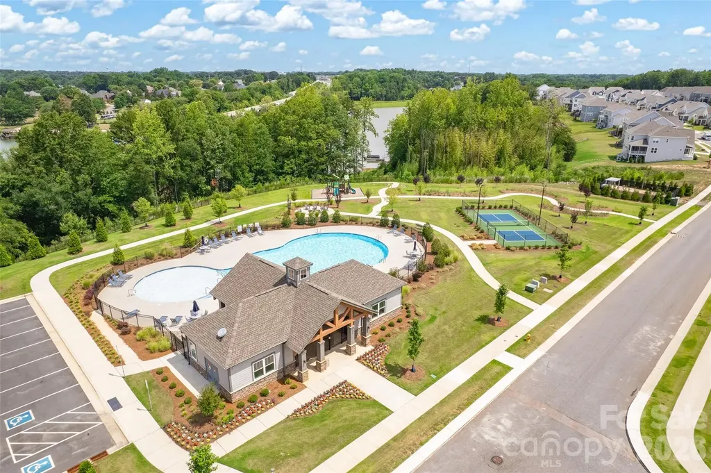 309 W Waterlynn Road Mooresville NC 28117