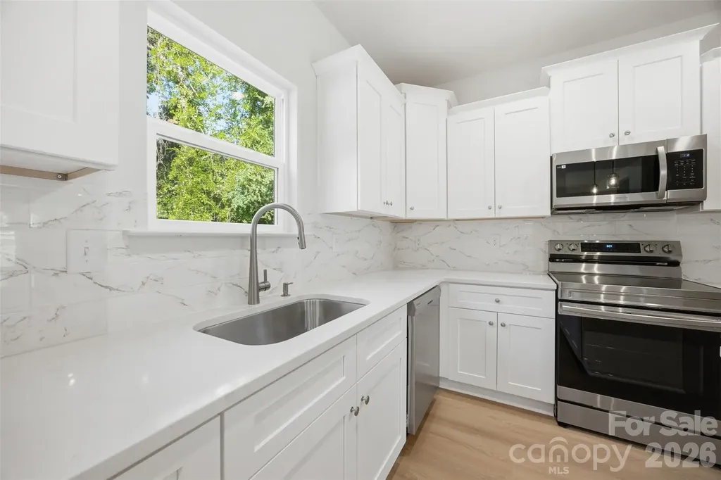 8425 Old Plank Road Charlotte NC 28216