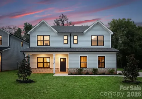 8425 Old Plank Road Charlotte NC 28216