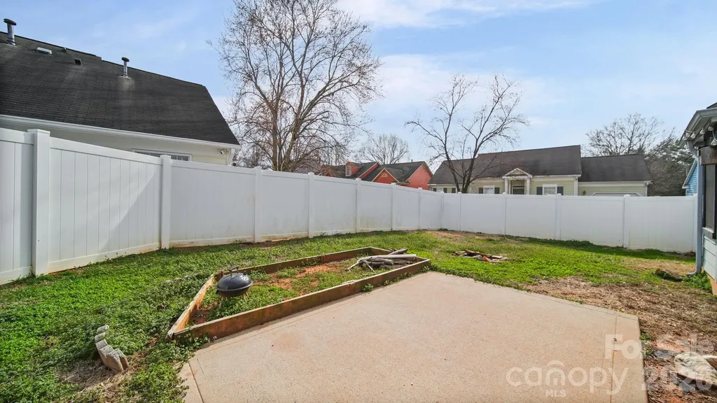 5713 Ebley Lane Charlotte NC 28027