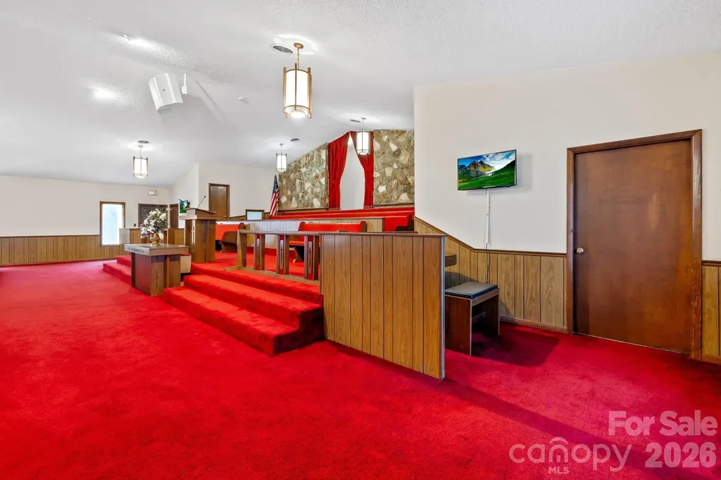 334 N Oakland Avenue Statesville NC 28677