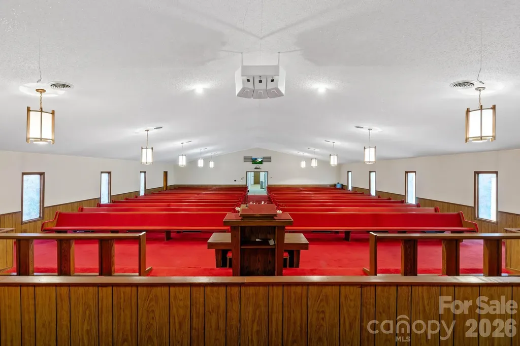 334 N Oakland Avenue Statesville NC 28677