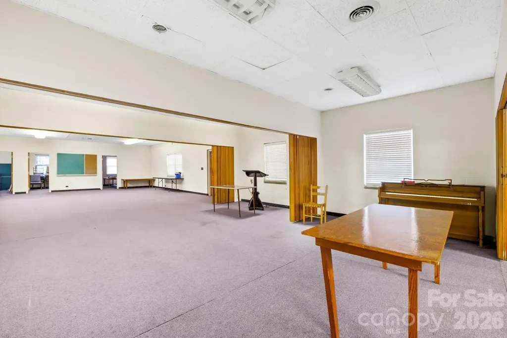 334 N Oakland Avenue Statesville NC 28677