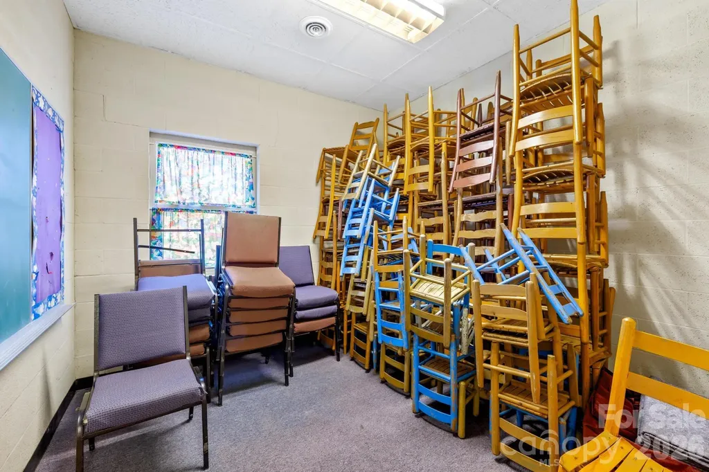 334 N Oakland Avenue Statesville NC 28677