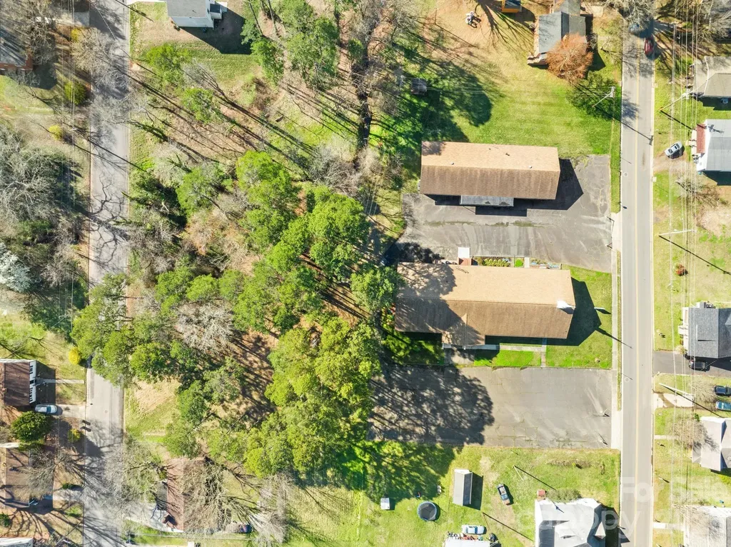 334 N Oakland Avenue Statesville NC 28677