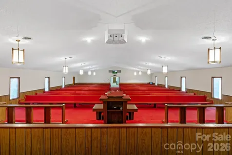 334 N Oakland Avenue Statesville NC 28677