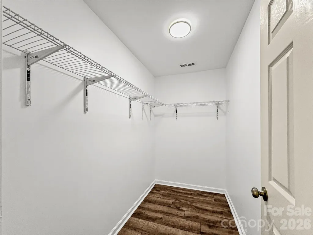 1096 12th Avenue NW Hickory NC 28601