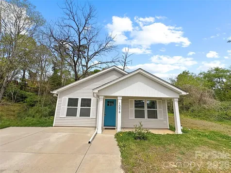 1096 12th Avenue NW Hickory NC 28601